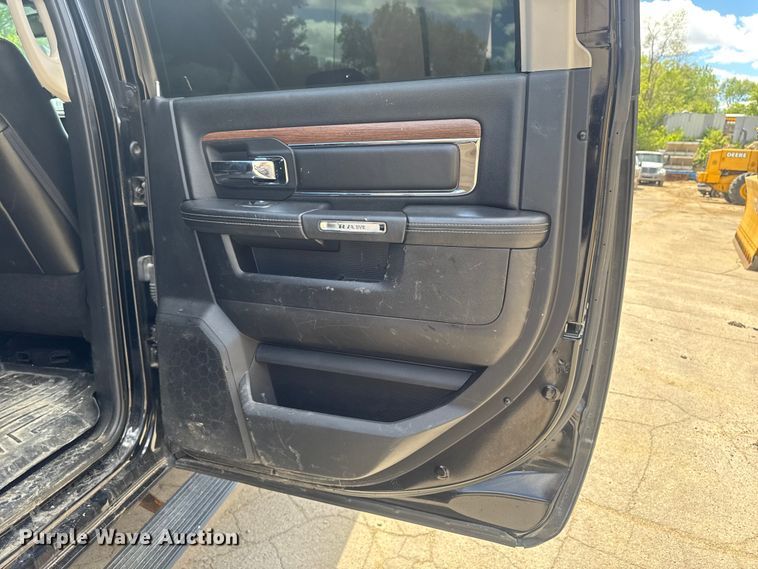 image for item EA2365 2014 RAM 2500 Crew Cab pickup truck