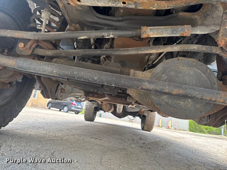 image for item EA2365 2014 RAM 2500 Crew Cab pickup truck