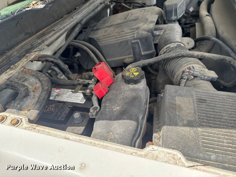 image for item EA2366 2011 Chevrolet Silverado 2500HD Ext. Cab pickup truck