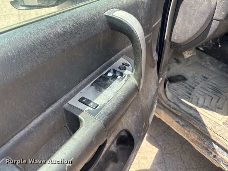 image for item EA2367 2007 Chevrolet Silverado 2500HD pickup truck