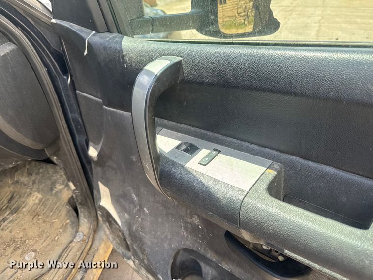 image for item EA2367 2007 Chevrolet Silverado 2500HD pickup truck