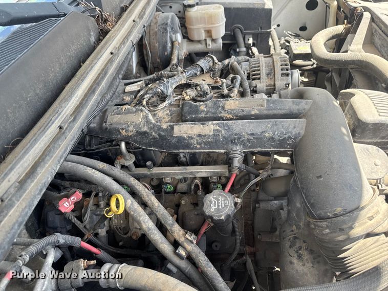 image for item EA2368 2008 GMC Sierra 1500 Ext. Cab flatbed pickup truck