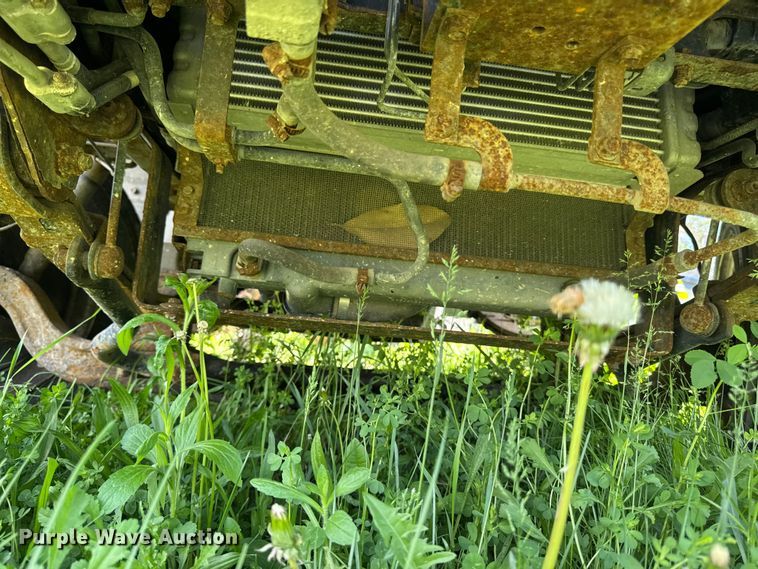 image for item EA2369 2017 Mitsubishi Fuso FEC72W Crew Cab truck cab and chassis