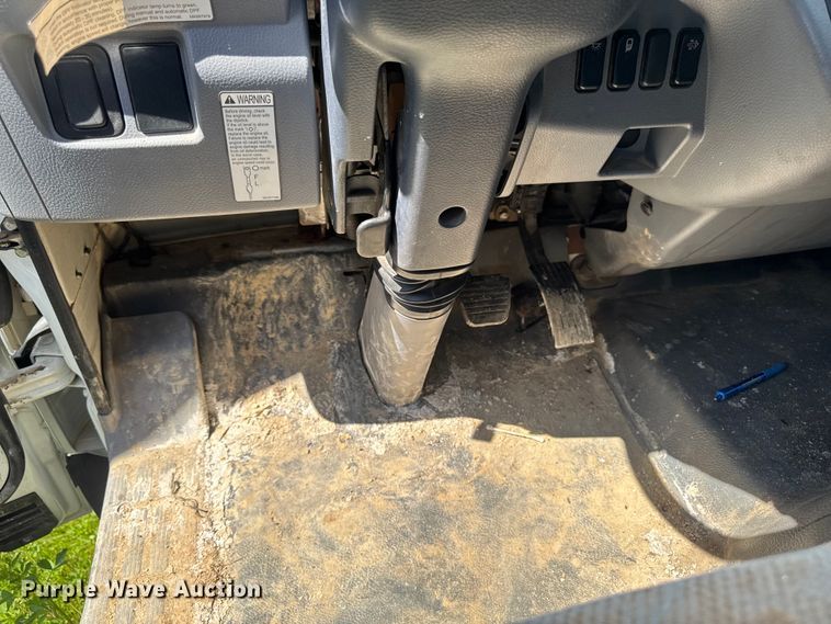 image for item EA2369 2017 Mitsubishi Fuso FEC72W Crew Cab truck cab and chassis