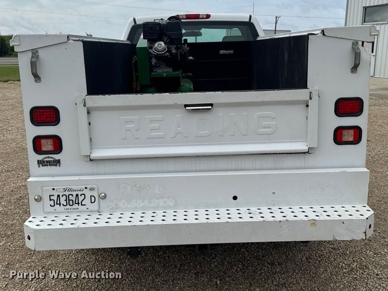 image for item EA2372 2011 GMC Sierra 2500HD utility bed pickup truck