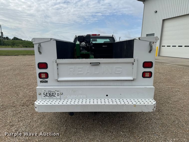 image for item EA2372 2011 GMC Sierra 2500HD utility bed pickup truck