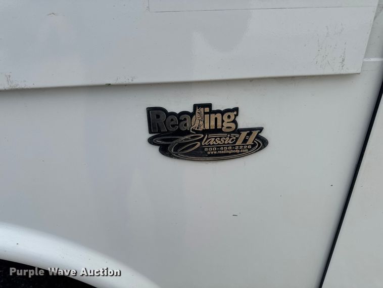 image for item EA2372 2011 GMC Sierra 2500HD utility bed pickup truck