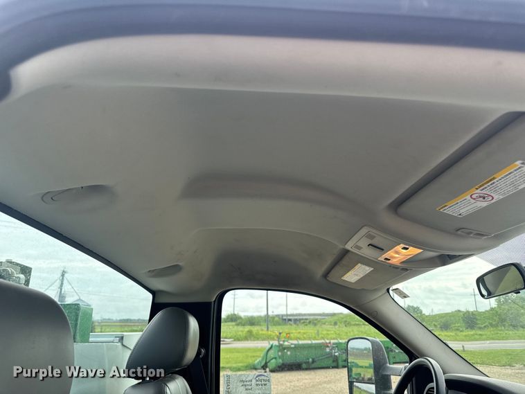image for item EA2372 2011 GMC Sierra 2500HD utility bed pickup truck