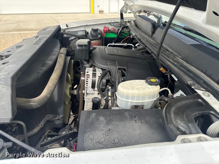 image for item EA2372 2011 GMC Sierra 2500HD utility bed pickup truck