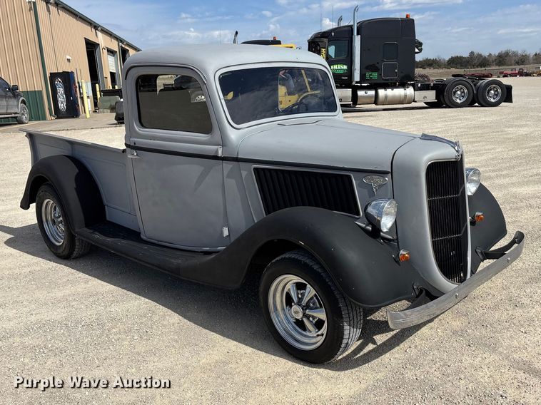 image for item EA4672 1936 Ford pickup truck