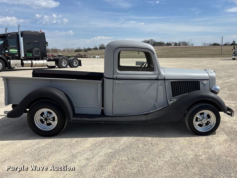 image for item EA4672 1936 Ford pickup truck
