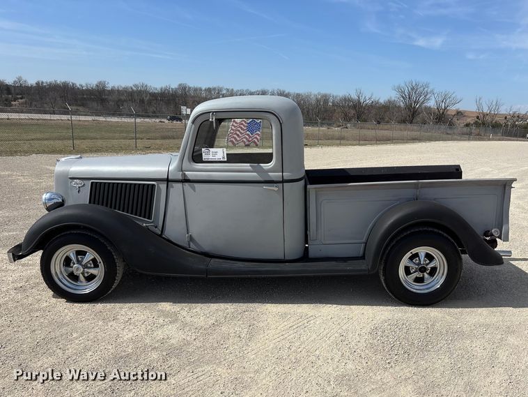 image for item EA4672 1936 Ford pickup truck