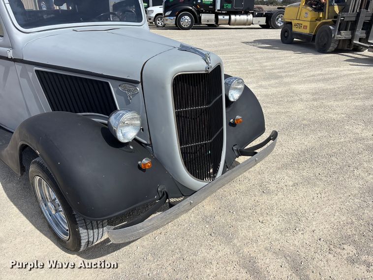 image for item EA4672 1936 Ford pickup truck