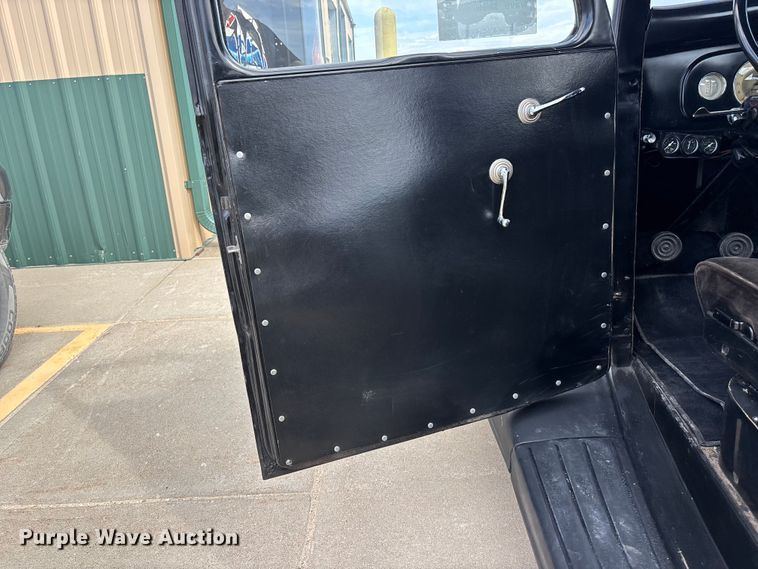 image for item EA4672 1936 Ford pickup truck