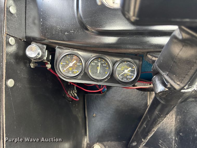 image for item EA4672 1936 Ford pickup truck