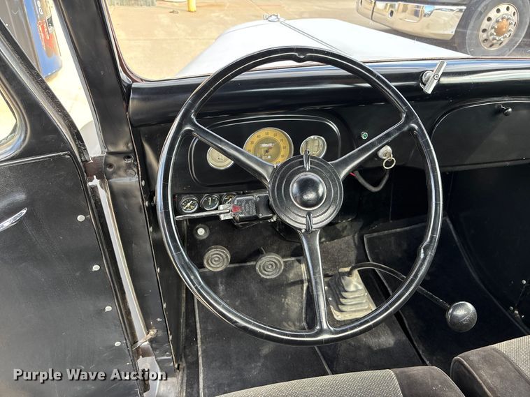 image for item EA4672 1936 Ford pickup truck