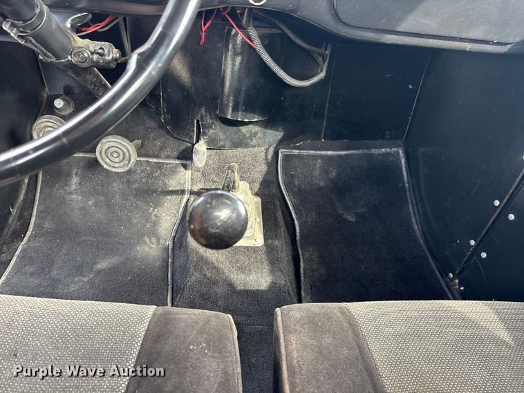 image for item EA4672 1936 Ford pickup truck