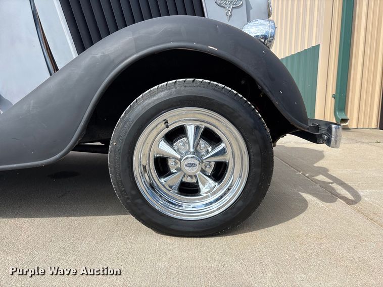 image for item EA4672 1936 Ford pickup truck