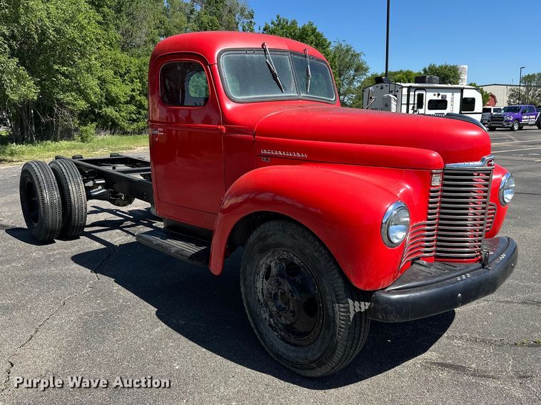 image for item EA4847 1948 International KB-5 truck cab and chassis