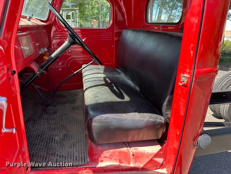 image for item EA4847 1948 International KB-5 truck cab and chassis