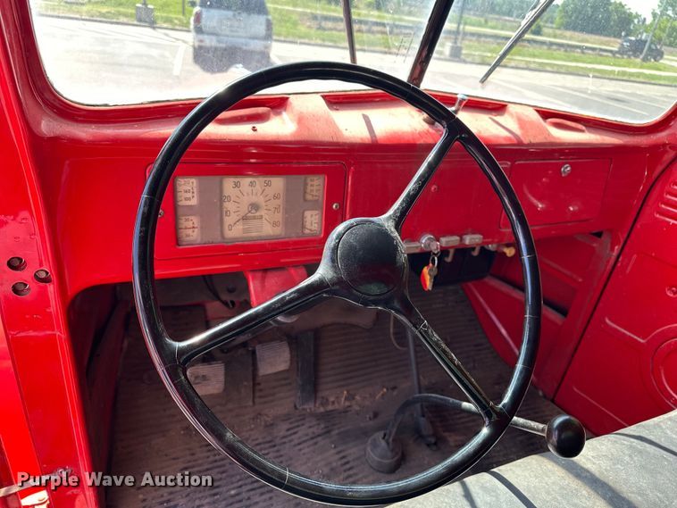 image for item EA4847 1948 International KB-5 truck cab and chassis