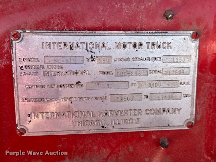 image for item EA4847 1948 International KB-5 truck cab and chassis