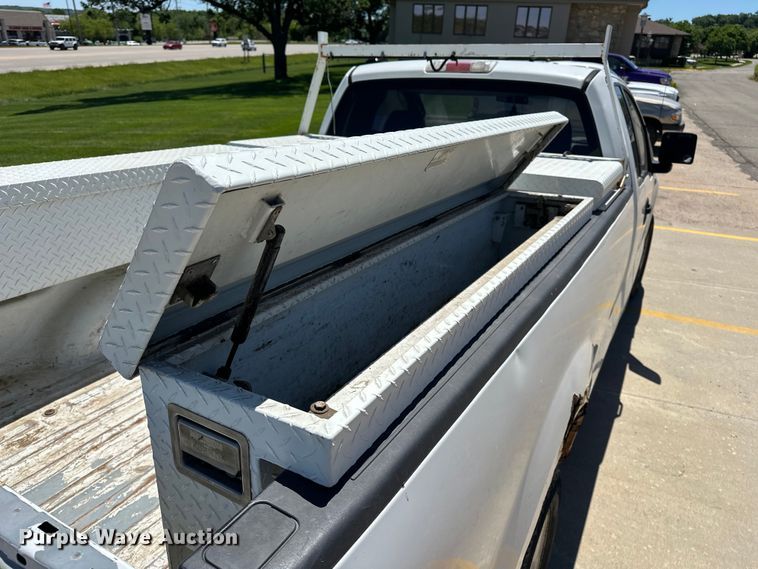 image for item EA4860 2007 Ford F150 pickup truck