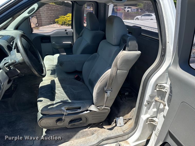 image for item EA4860 2007 Ford F150 pickup truck
