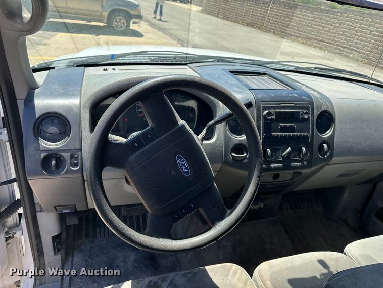 image for item EA4860 2007 Ford F150 pickup truck
