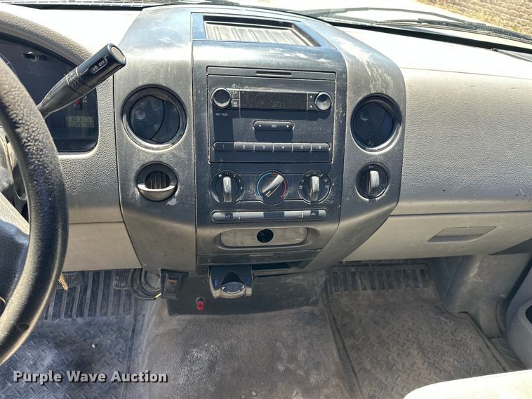 image for item EA4860 2007 Ford F150 pickup truck