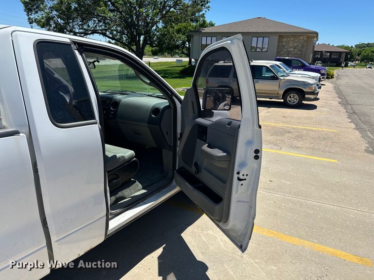 image for item EA4860 2007 Ford F150 pickup truck