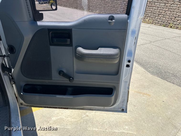 image for item EA4860 2007 Ford F150 pickup truck