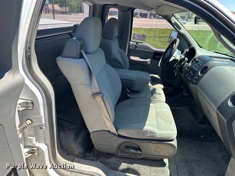 image for item EA4860 2007 Ford F150 pickup truck