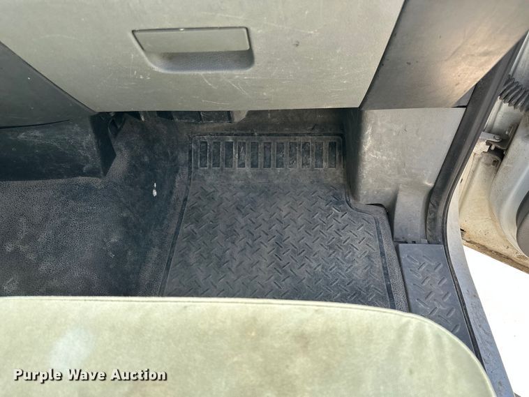 image for item EA4860 2007 Ford F150 pickup truck
