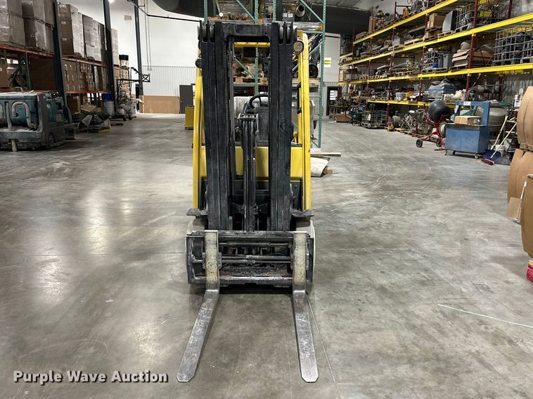 image for item EA4867 Hyster S40FT forklift