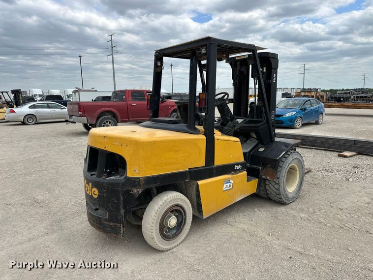image for item EA4870 Yale GDP110MJNPBE091 forklift