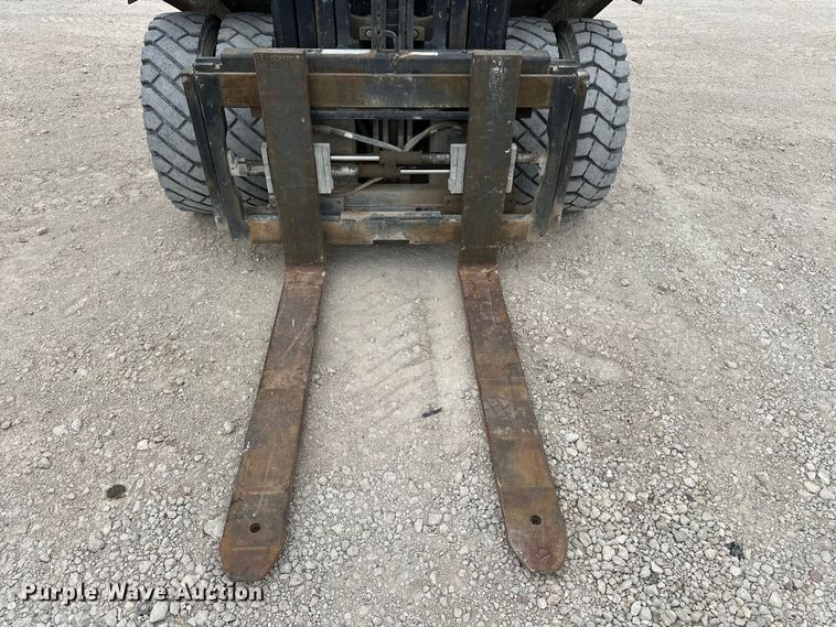 image for item EA4870 Yale GDP110MJNPBE091 forklift