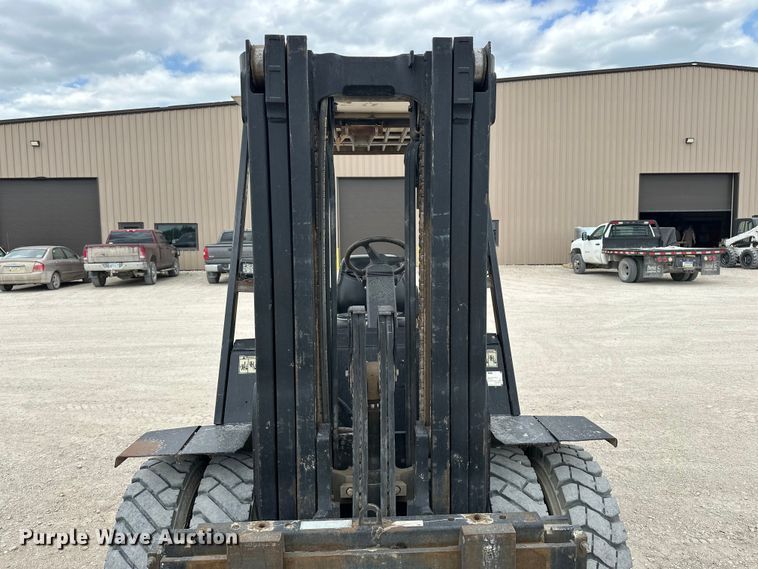image for item EA4870 Yale GDP110MJNPBE091 forklift