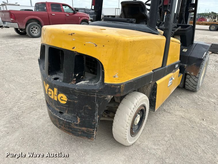 image for item EA4870 Yale GDP110MJNPBE091 forklift