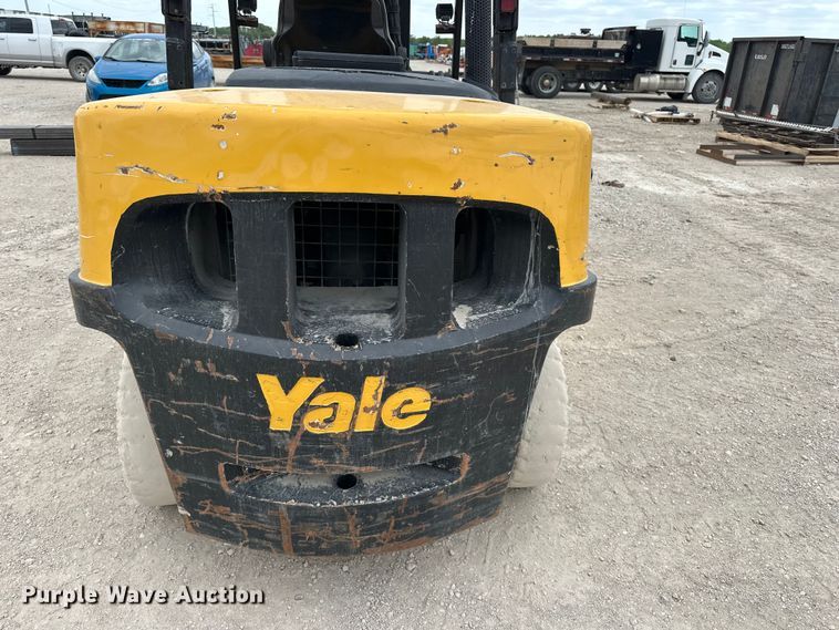 image for item EA4870 Yale GDP110MJNPBE091 forklift