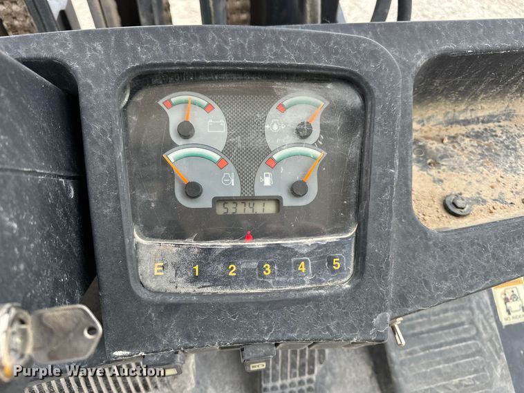 image for item EA4870 Yale GDP110MJNPBE091 forklift