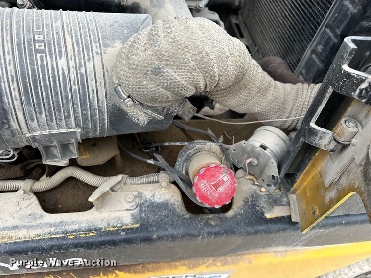 image for item EA4870 Yale GDP110MJNPBE091 forklift
