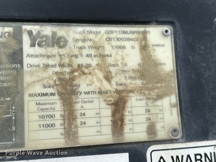 image for item EA4870 Yale GDP110MJNPBE091 forklift