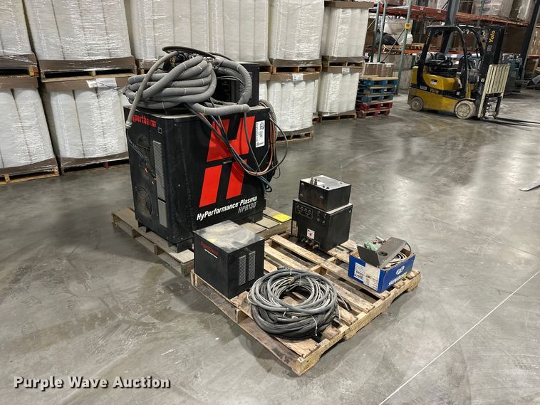 image for item EA4871 Hyperformance HPR130 plasma Cutter
