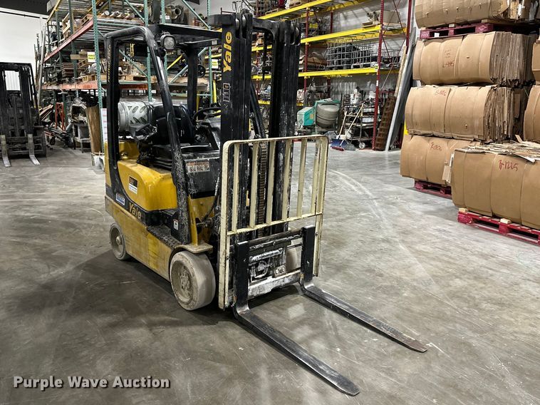 image for item EA4873 Yale GLC040SVXNUSE082 forklift