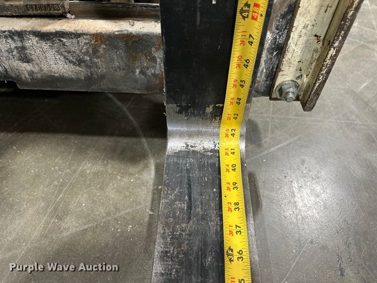 image for item EA4873 Yale GLC040SVXNUSE082 forklift