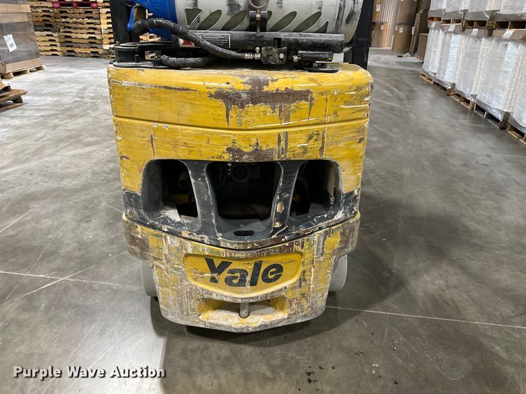 image for item EA4873 Yale GLC040SVXNUSE082 forklift