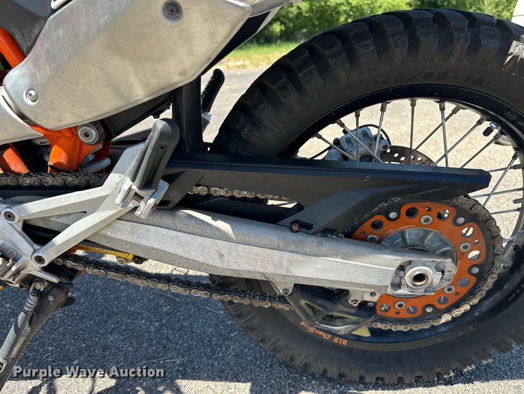 image for item EA4874 2014 KTM 690 Enduro R motorcycle