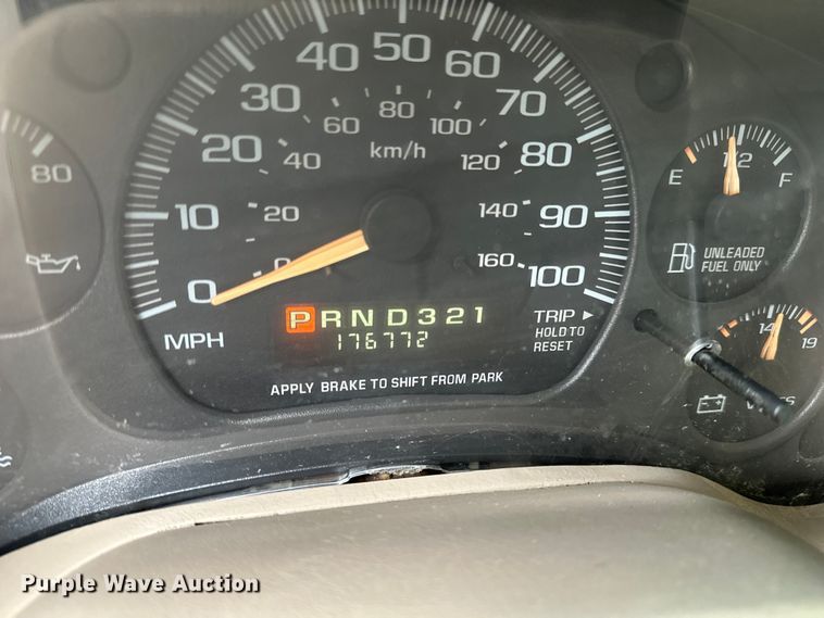 image for item EA4876 2004 Chevrolet Astro Van van