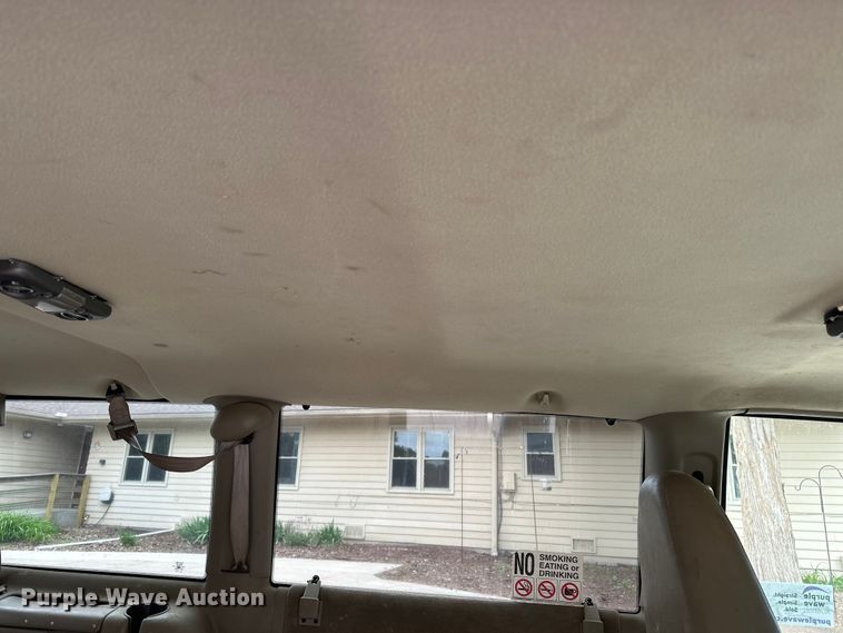 image for item EA4876 2004 Chevrolet Astro Van van